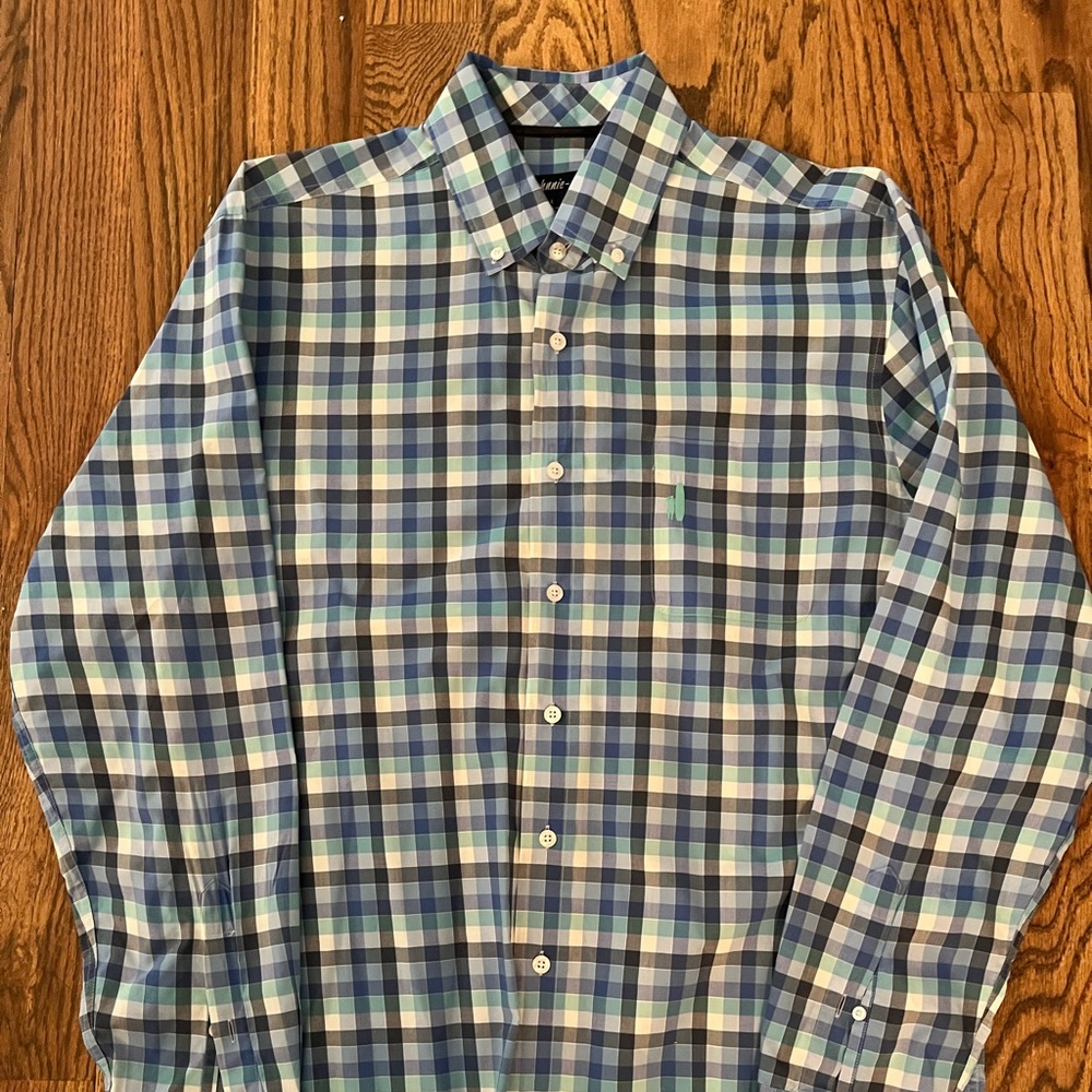 Johnny-O men casual button down, blue, green, white plaid.  Excellent condition